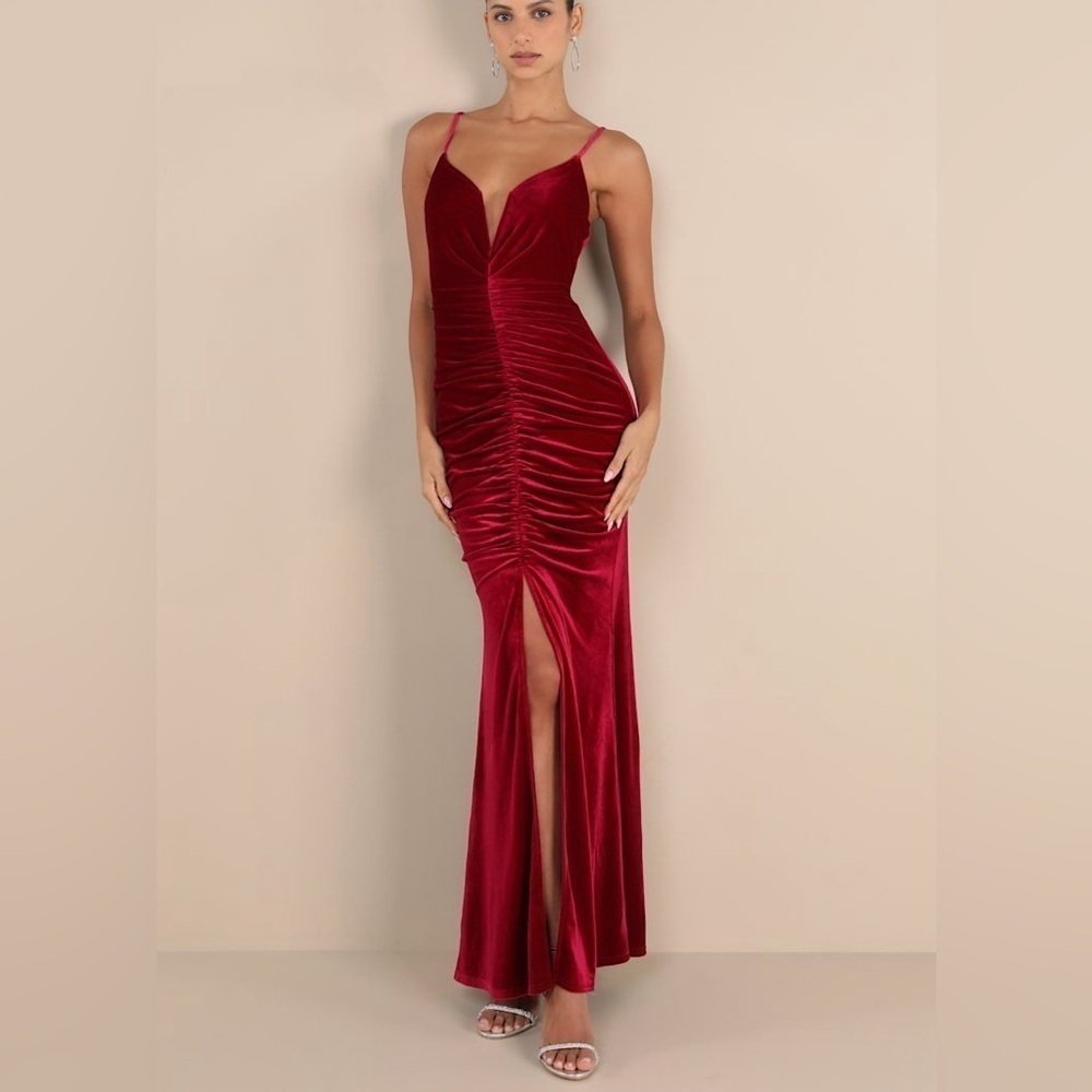 NWOT Lulus Stunning Invitation Magenta Velvet Ruched Sleeveless Maxi Dress